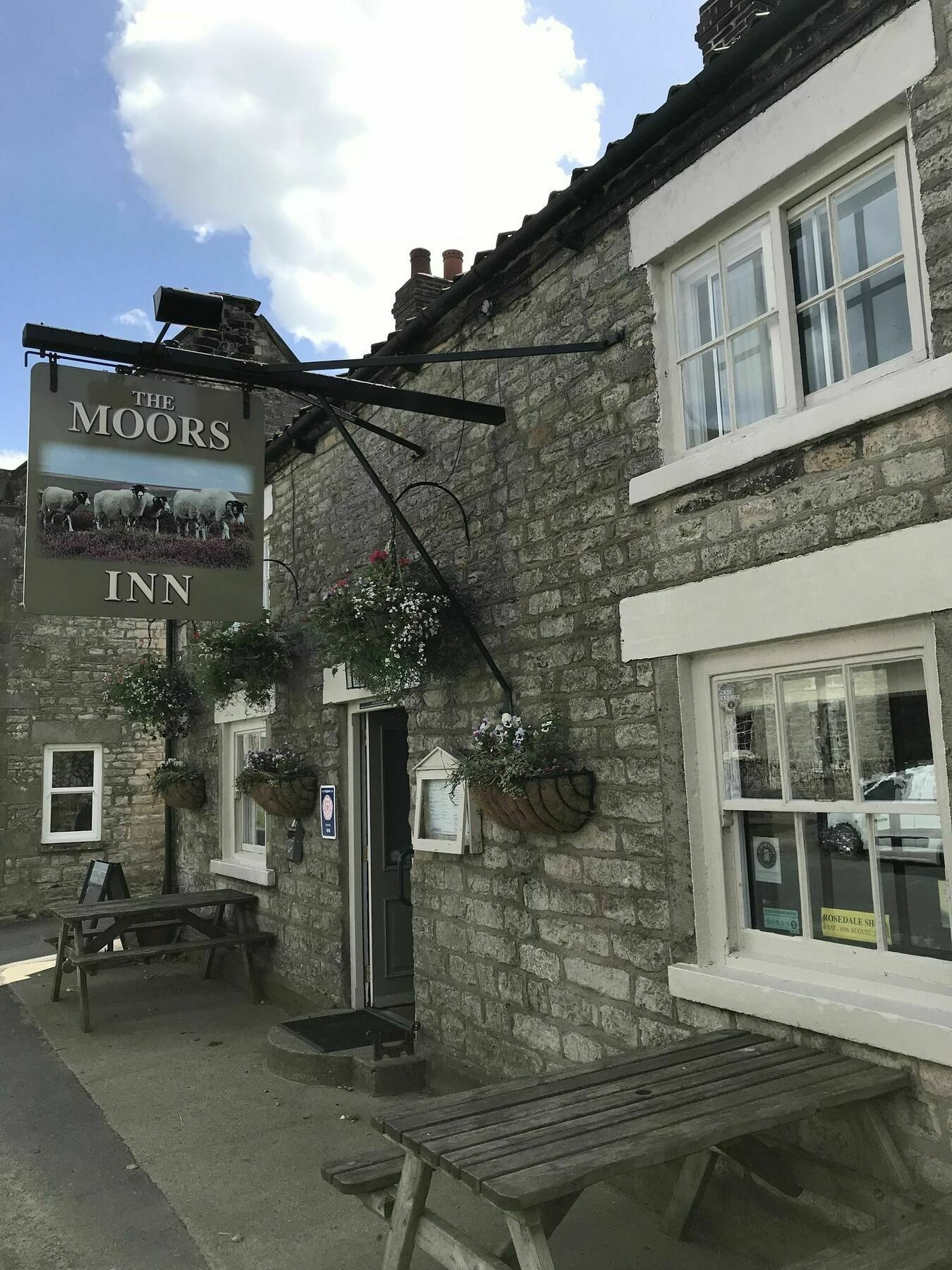 Moors Inn Appleton le Moors Екстериор снимка