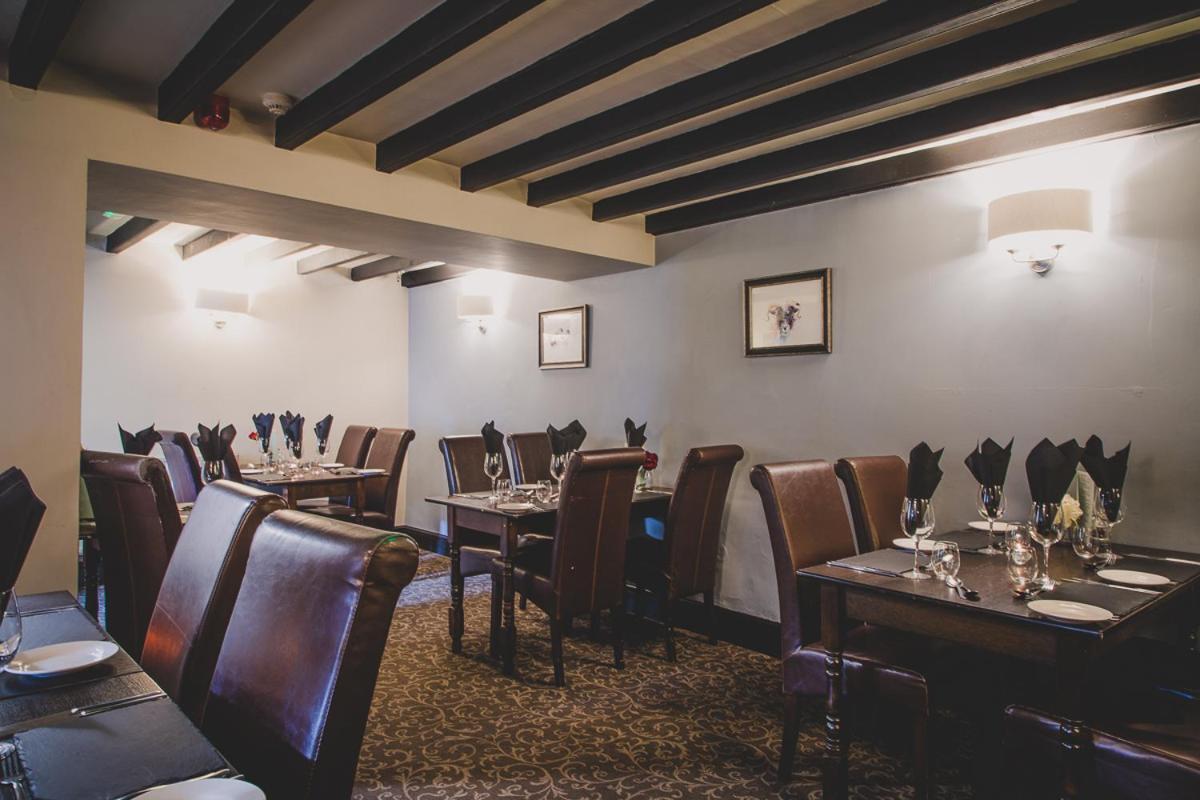 Moors Inn Appleton le Moors Екстериор снимка