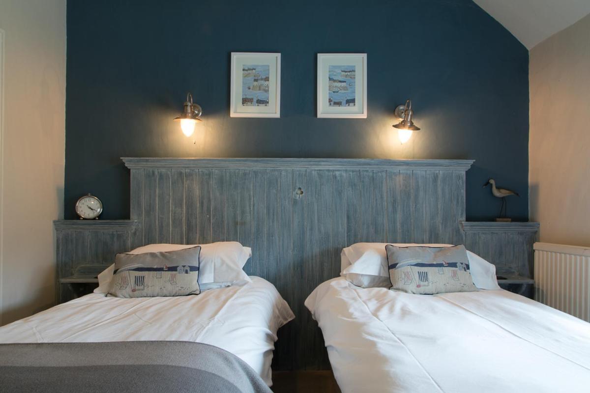 Moors Inn Appleton le Moors Екстериор снимка