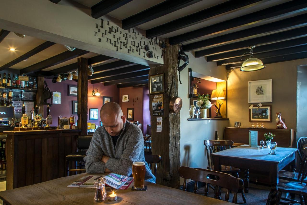 Moors Inn Appleton le Moors Екстериор снимка